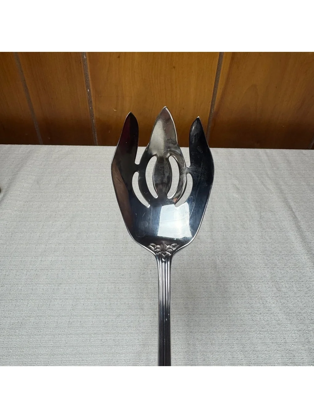 Reed & Barton Richmond Hill I Stainless Pierced Serving Salad Spoon 18/10